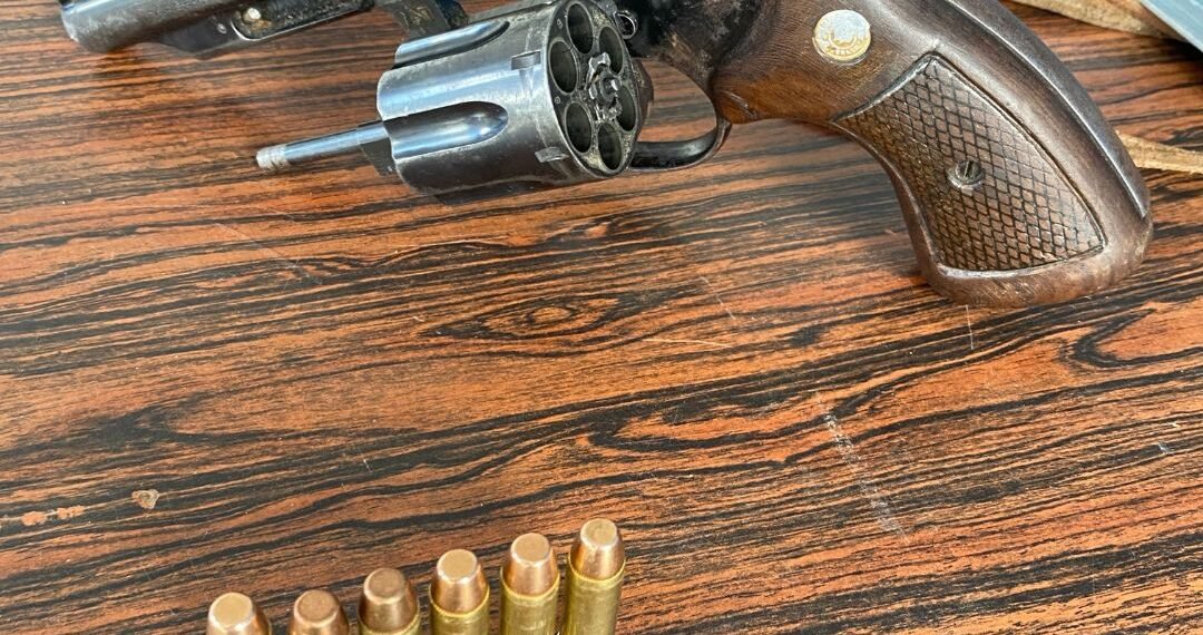 86ª CIPM realiza prisão em flagrante por porte ilegal de arma de fogo