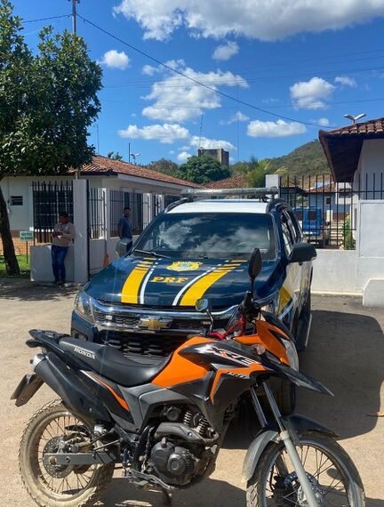 Homem pega moto emprestada do primo e acaba detido no Oeste da Bahia