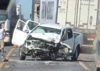 Policial Militar morre em acidente envolvendo três veículos na BR 242, perto do Cerradão