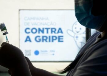 Saúde amplia vacinação contra gripe para todos com mais de 6 meses