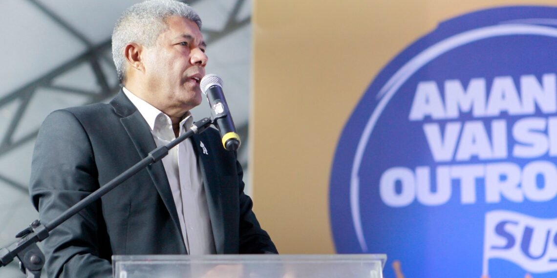 Jerônimo participa de encerramento da Conferência Estadual de Saúde, em Salvador