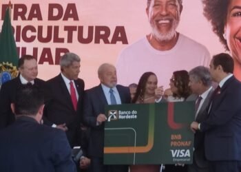 Com Lula, em Brasília, Jerônimo participa do lançamento do Plano Safra da Agricultura Familiar