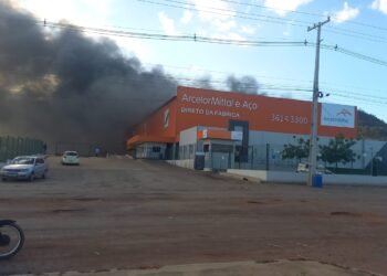 Incêndio na ArcelorMittal provocou sérios prejuízos