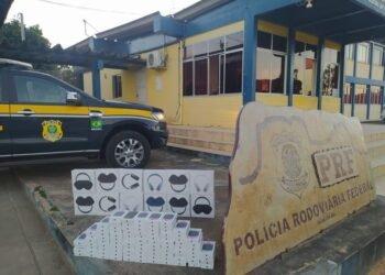 PRF em Seabra apreende carga de celulares de última geração avaliada em R$ 1 milhão