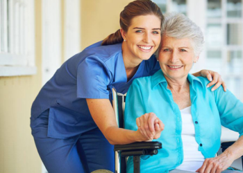 Ammo Enfermagem abre seleção para contratação de cuidador em Feira de Santana