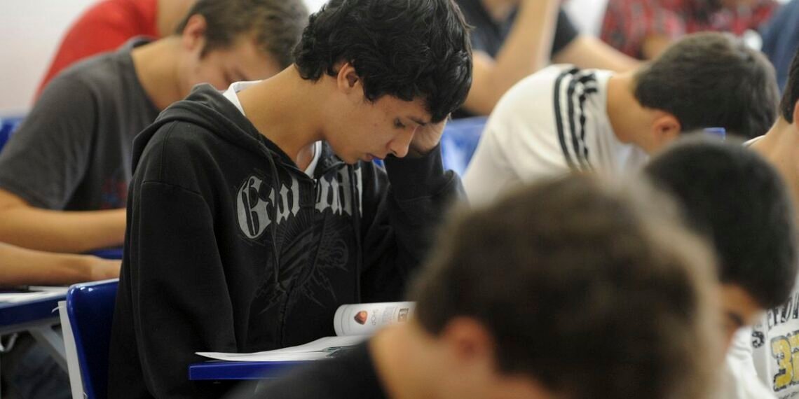 Prazo para convocação de lista de espera do Fies termina nesta sexta