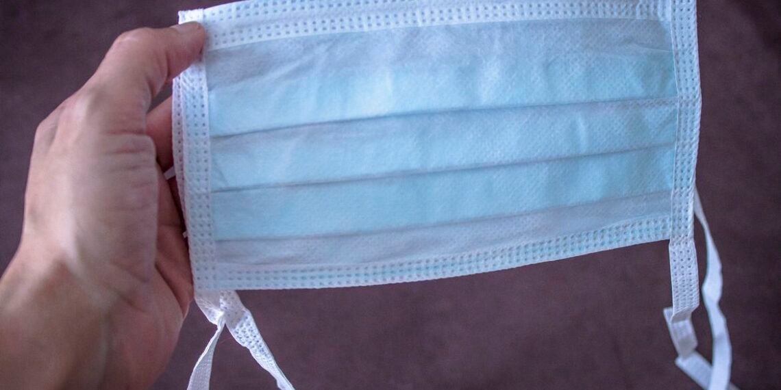 Saúde recomenda uso de máscara diante de sintomas gripais