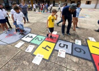 Nova lei retoma política nacional de educação em tempo integral