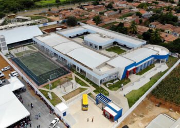 Em seis meses, Educação da Bahia entrega 16 novos colégios de Tempo Integral e investe no magistério e na gestão da aprendizagem