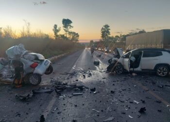 Acidente na estrada que liga Barreiras a Luis Eduardo Magalhães provoca quatro mortes