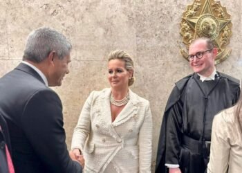 Em Brasília, Jerônimo trata de investimentos para a Bahia e participa das cerimônias de posse de ministros do Turismo e do STF