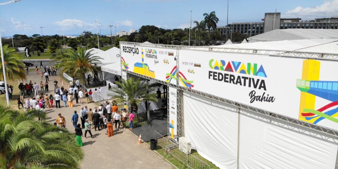 Caravana Federativa oferece serviços de 34 Ministérios para prefeituras baianas