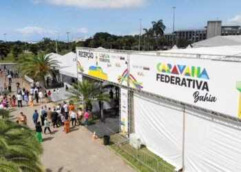 Caravana Federativa oferece serviços de 34 Ministérios para prefeituras baianas