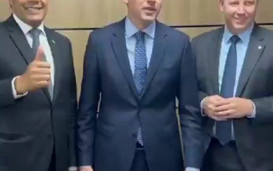 Jerônimo garante parceira com Azul Linhas Aéreas para voos de Ilhéus e Conquista