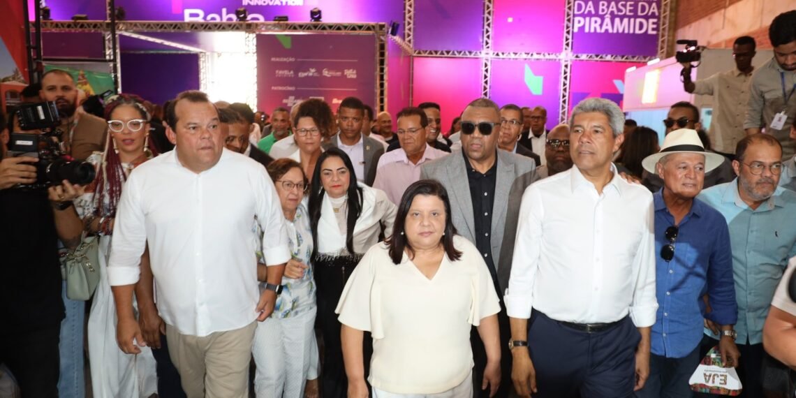 Governo participa da Expo Favela Innovation Bahia, com apresentação de oportunidades para empreendedores baianos