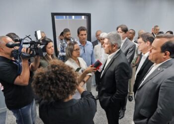 Governador participa de reunião da Comissão de Hidrogênio Verde do Senado para debate sobre marco regulatório
