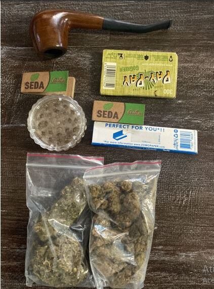 Passageiro de ônibus é flagrado transportando droga escondida em bagagem na BR 242