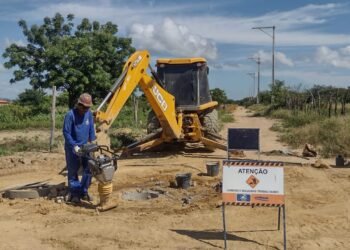 Embasa amplia acesso a coleta de esgoto em município às margens do São Francisco