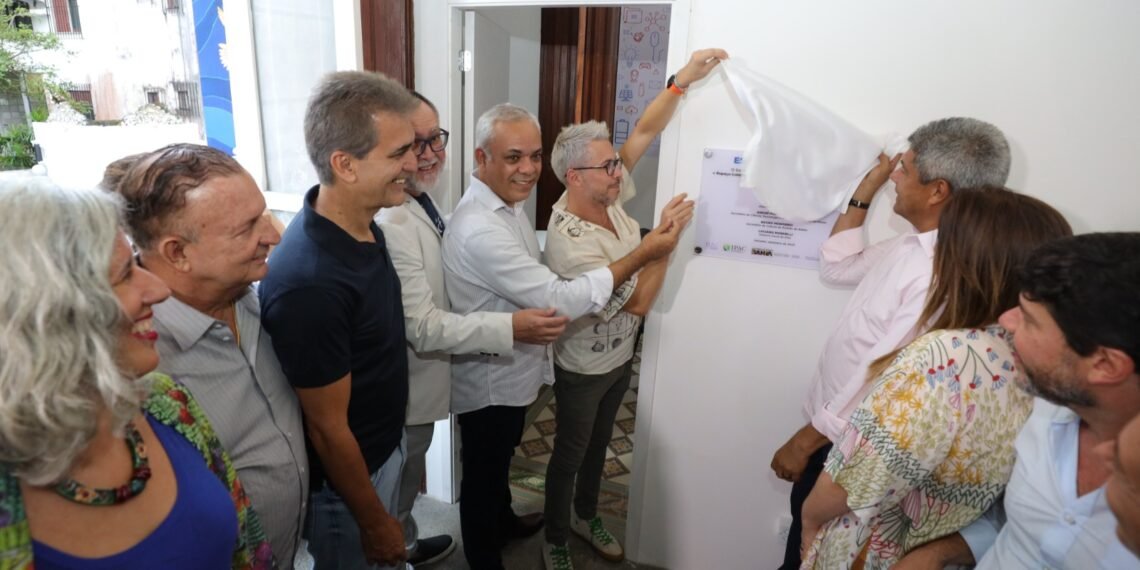 Governador visita MAC_Bahia e confere programação gratuita de abertura do equipamento