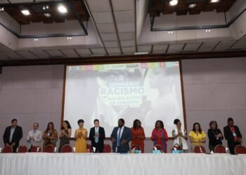 Seminário sobre racismo é realizado em Salvador para pensar políticas públicas estaduais que garantam direitos de consumidores negros