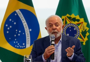 Lula e líderes alinham votação da reforma tributária no Senado
