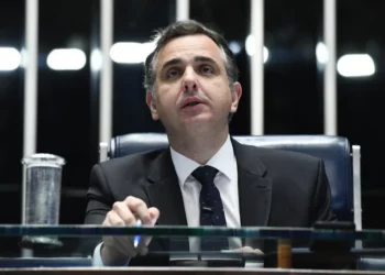 Líderes no Congresso querem R$ 5 bilhões para Fundo Eleitoral em 2024; Pacheco resiste