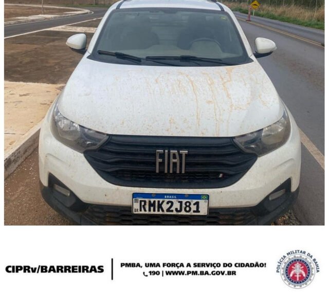 Barreiras recupera veículo com restrição de furto/roubo