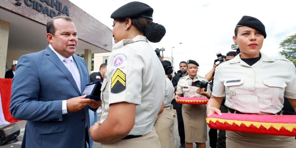 Polícia Militar forma 501 novos sargentos, que vão reforçar o policiamento de rua na capital e interior do estado