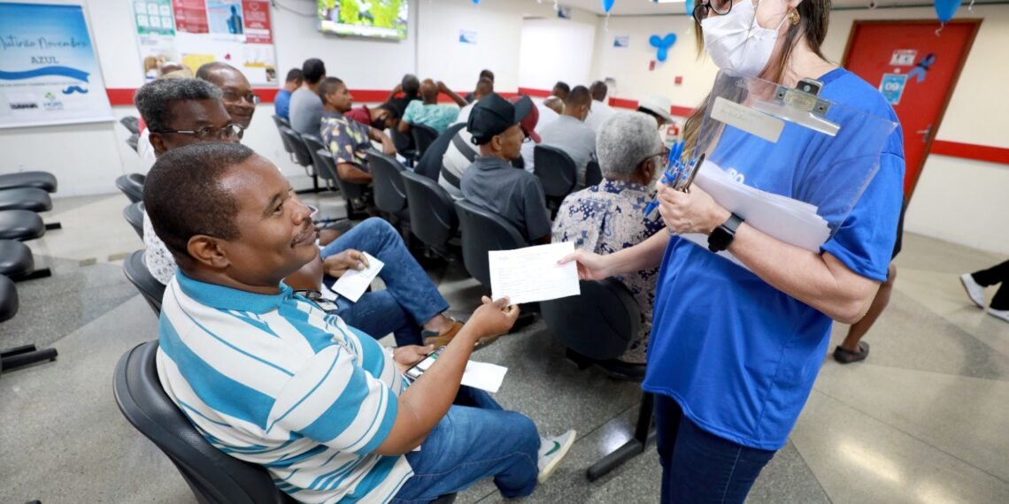 Novembro Azul: Governo do Estado promove maior mutirão de saúde do homem do país