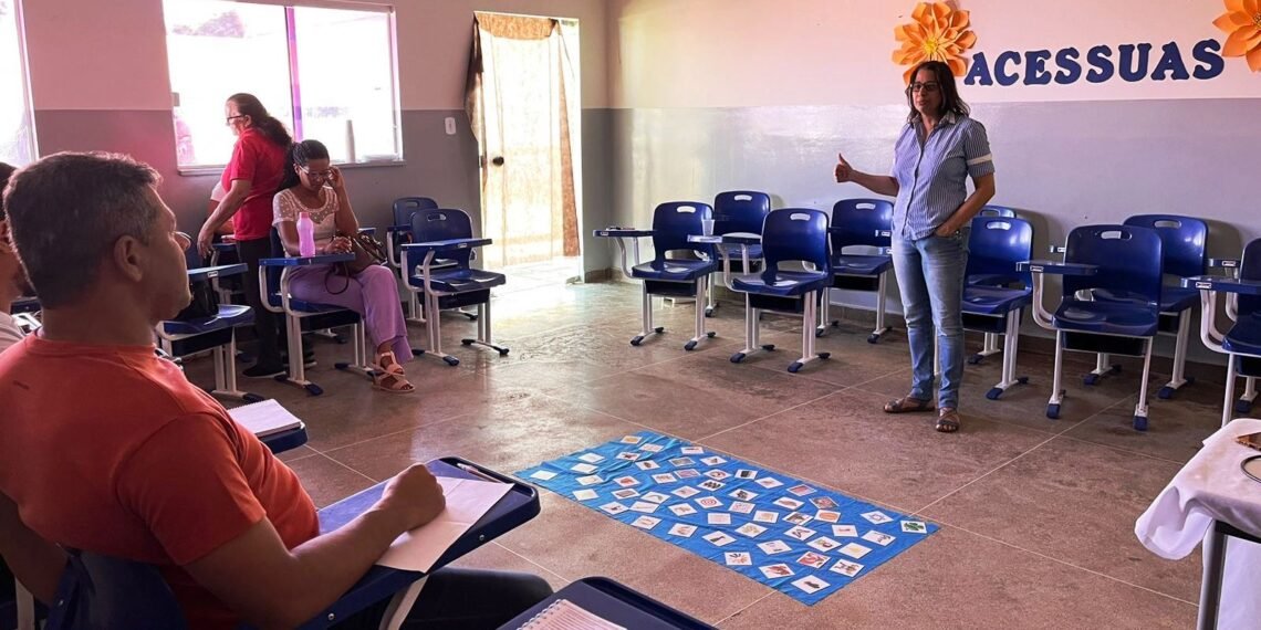 Em Barreiras, Conselheiros Tutelares recebem capacitação para iniciar as atividades em 2024