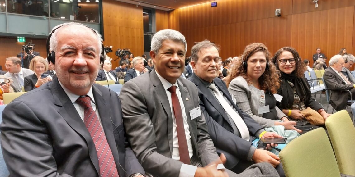 Na Alemanha, Jerônimo apresenta potencial da Bahia para atrair mais investimentos