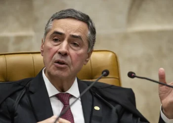 Julgamento sobre aborto não será pautado no curto prazo, diz Barroso