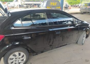 Homem ‘pega’ carro do cunhado para viajar e acaba detido por receptação em Barreiras (BA)