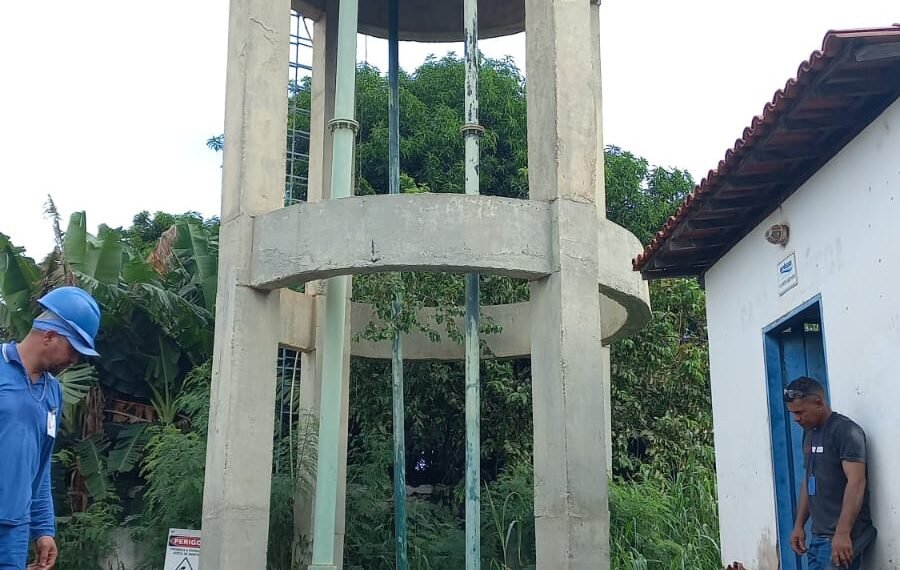 Embasa fornece água para Wanderley e Muquém do São Francisco por sistemas alternativos após temporal