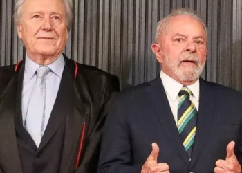 Lewandowski tem histórico de decisões favoráveis ao PT no STF e bom trânsito com opositores