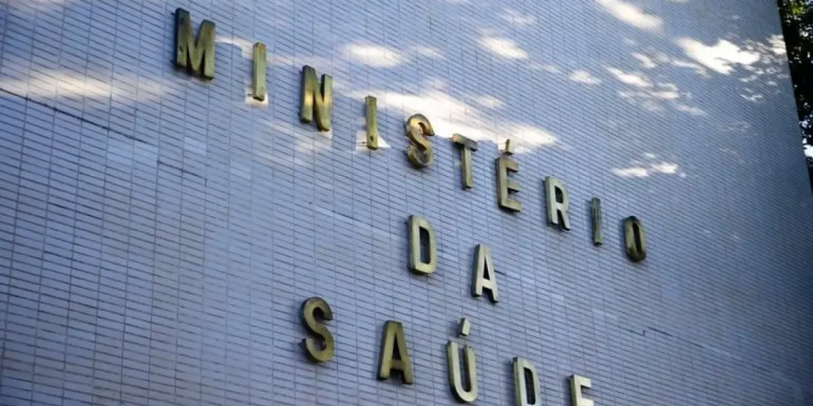 Saúde tenta reestruturar estoques após perder R$ 1,2 bi em vacinas e medicamentos em 2023