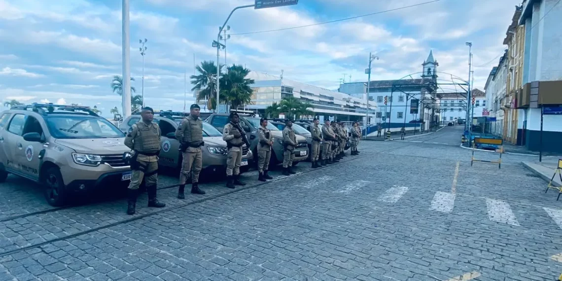 Operação da PM resulta na apreensão de 19 armas de fogo em 12h na Bahia