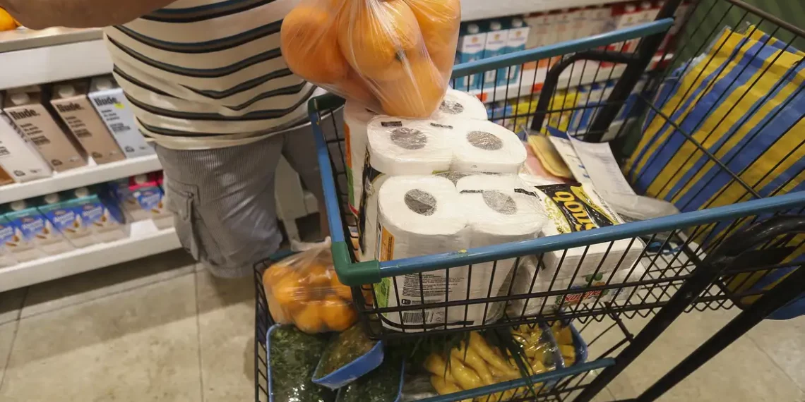 Economia IPCA encerra 2023 com alta de 4,62%, abaixo do teto da meta