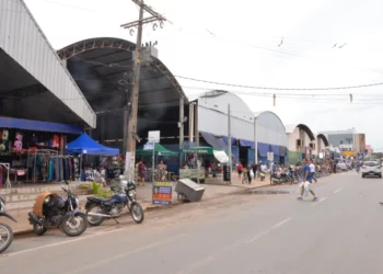 PREFEITURA INICIA INSTALAÇÃO DE VIDEOMONITORAMENTO NO CENTRO DE ABASTECIMENTO DE BARREIRAS