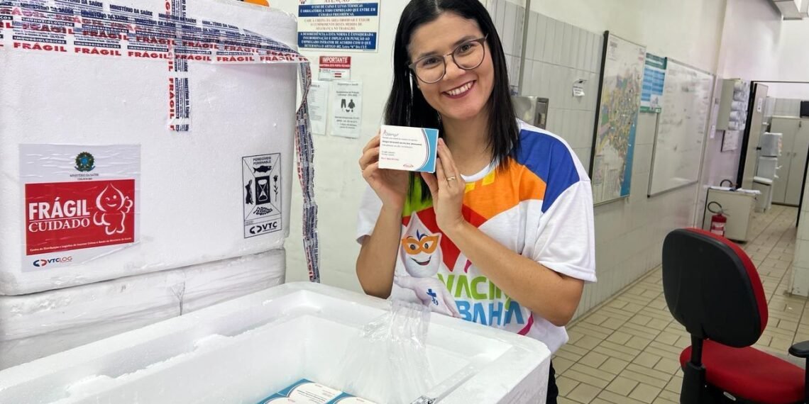 Bahia recebe as primeiras doses da vacina contra dengue