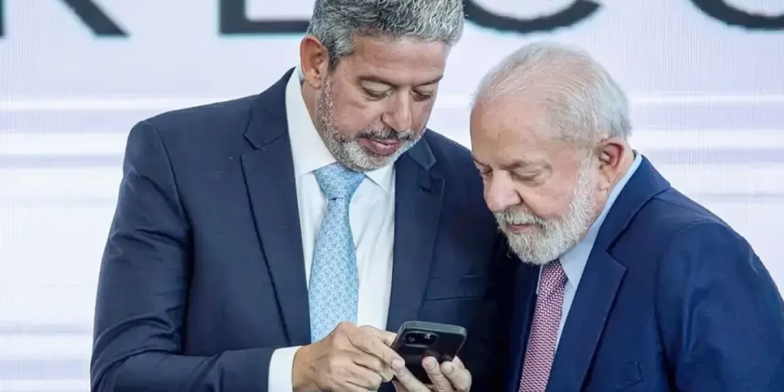 Lira diz que Lula e PT estarão ao seu lado na sucessão para presidência da Câmara