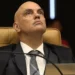 Moraes diz que não cabe a Bolsonaro escolher data para falar e mantém depoimento à PF