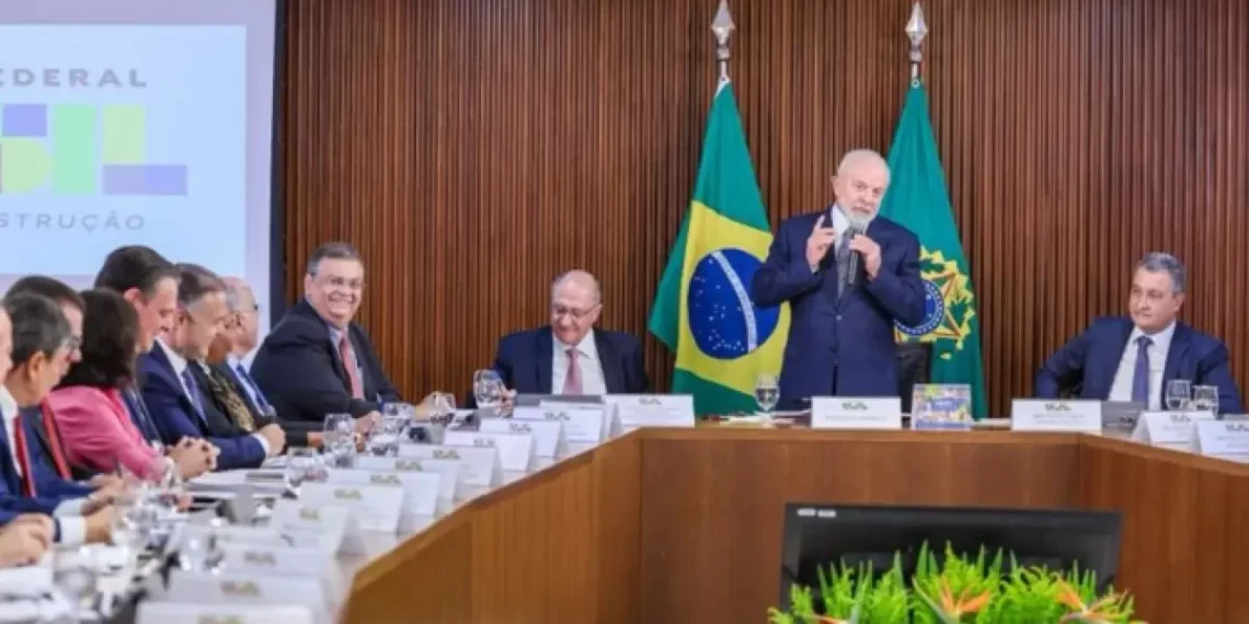 Lula fará reunião ministerial ampliada em março, diz colunista