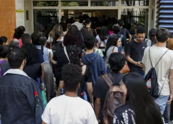 Pé-de-Meia: estudantes já podem saber se foram contemplados