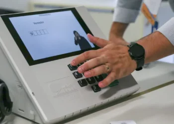 AGU lança cartilha sobre conduta de agentes públicos nas eleições