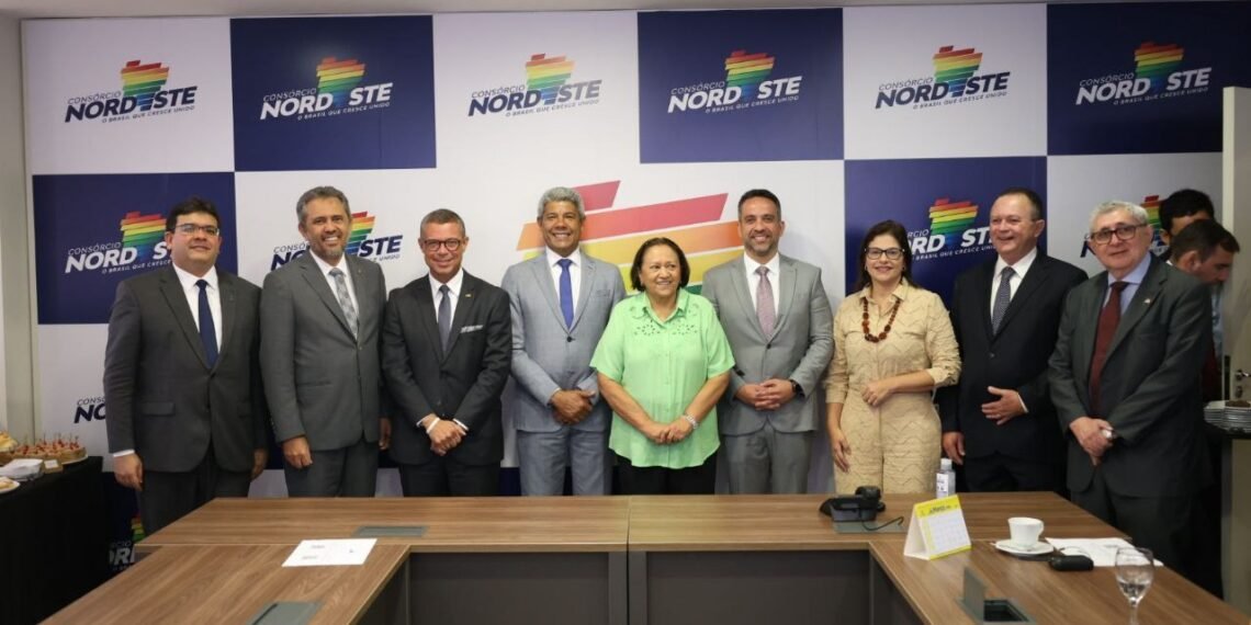 Jerônimo e demais governadores do Nordeste tratam sobre equilíbrio fiscal dos estados com ministros, em Brasília