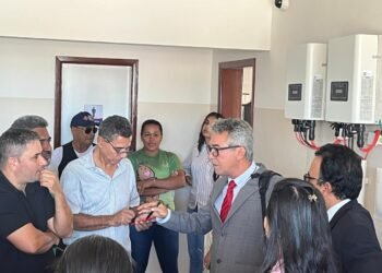 Justiça determina que prefeito de Riachão das Neves faça convocação de concursados sob pena de multa diária