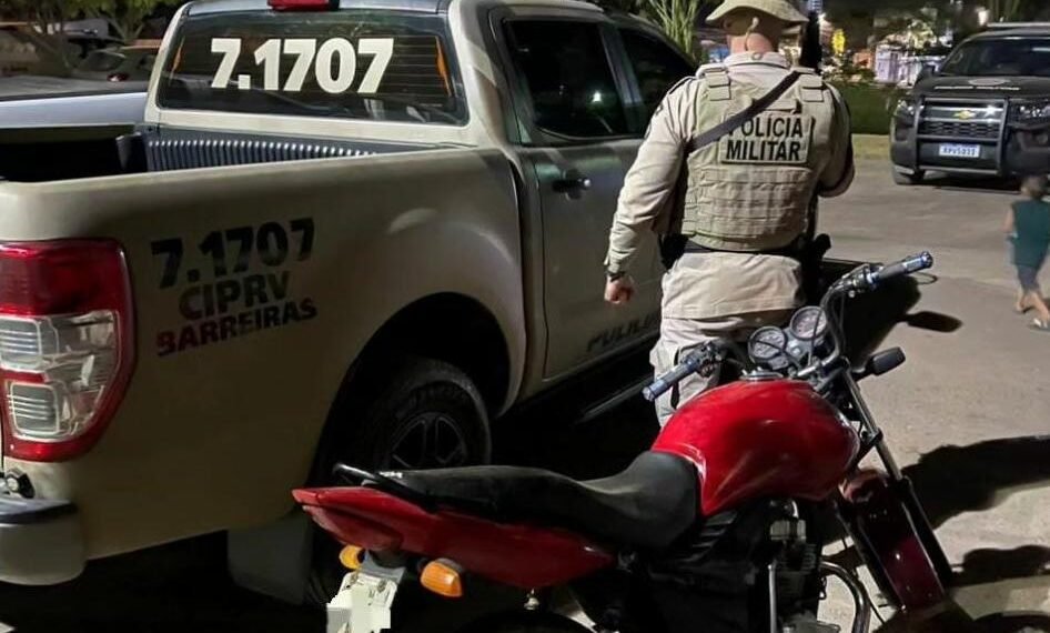PM recupera em Wanderley moto roubada no Distrito Federal