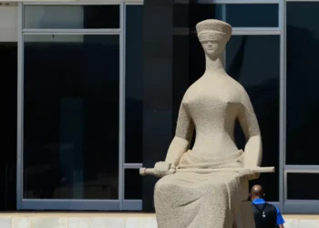 STF retoma julgamento sobre descriminalização de maconha