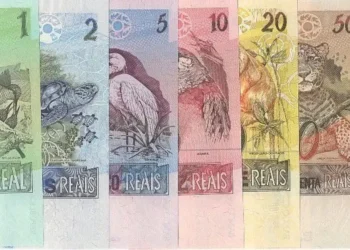 Plano Real há 30 anos derrubava hiperinflação e estabilizava economia brasileira